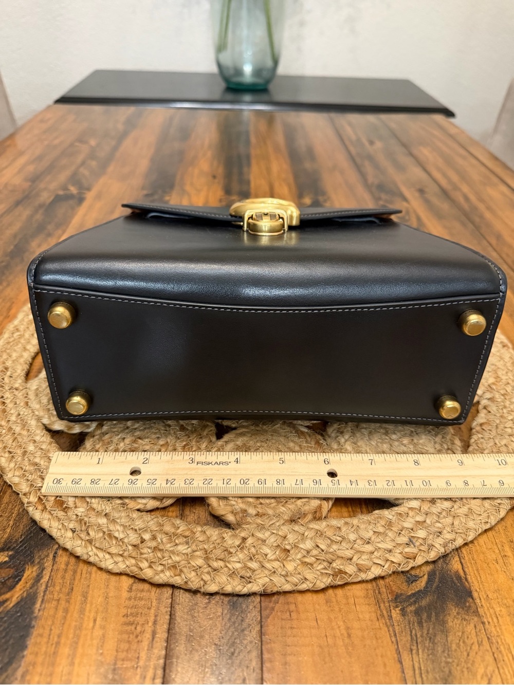 Coach Black Leather Top-Handle Bag with Gold 'C' Accent - Picture 3 of 11